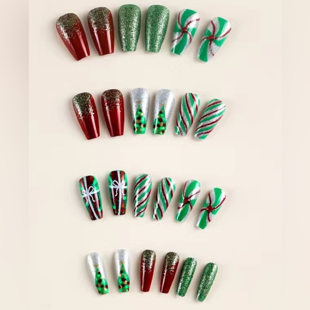 Christmas Press On False Nails Set - Picture 2 of 5